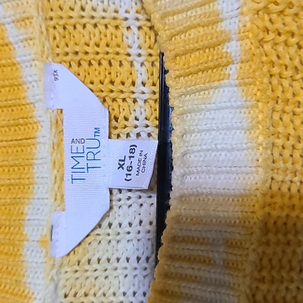 White and Yellow Tie dye knitted sweater - Picture 2 of 5